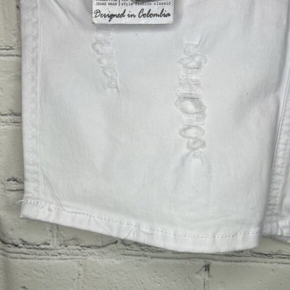 Silver Diva Push Up White distressed Skirt with rhinestones various sizes - Picture 3 of 9